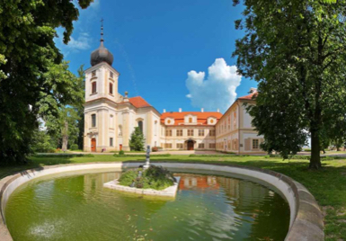 Chateau Loučen Garden